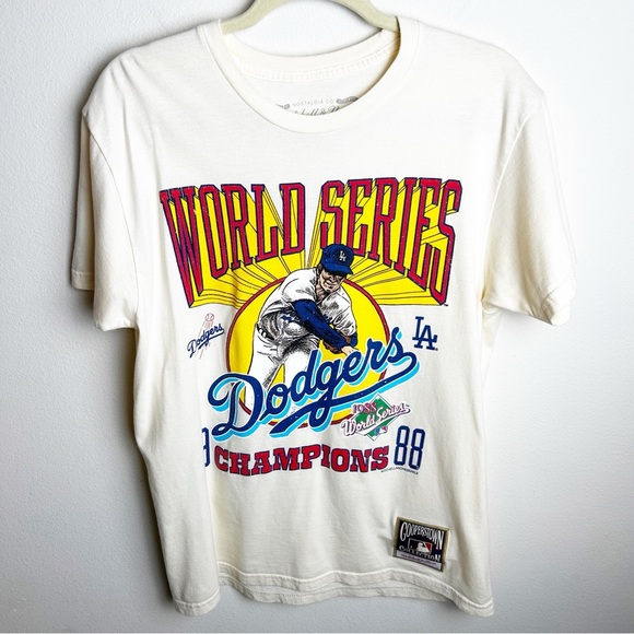 Mitchell & Ness Tops - Los Angeles Dodgers Cream 1988 World Series Champions T-shirt size: M